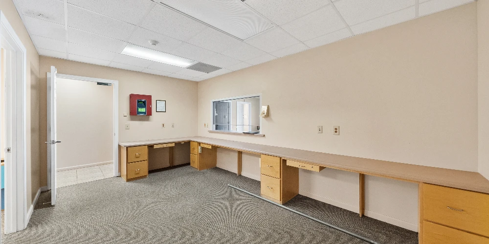 16,000 SF Former Government Office Building - Tyndall Parkway 