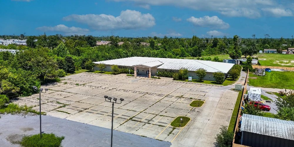 20,000 Former State of Florida Medical Services Office | Tyndall Parkway 