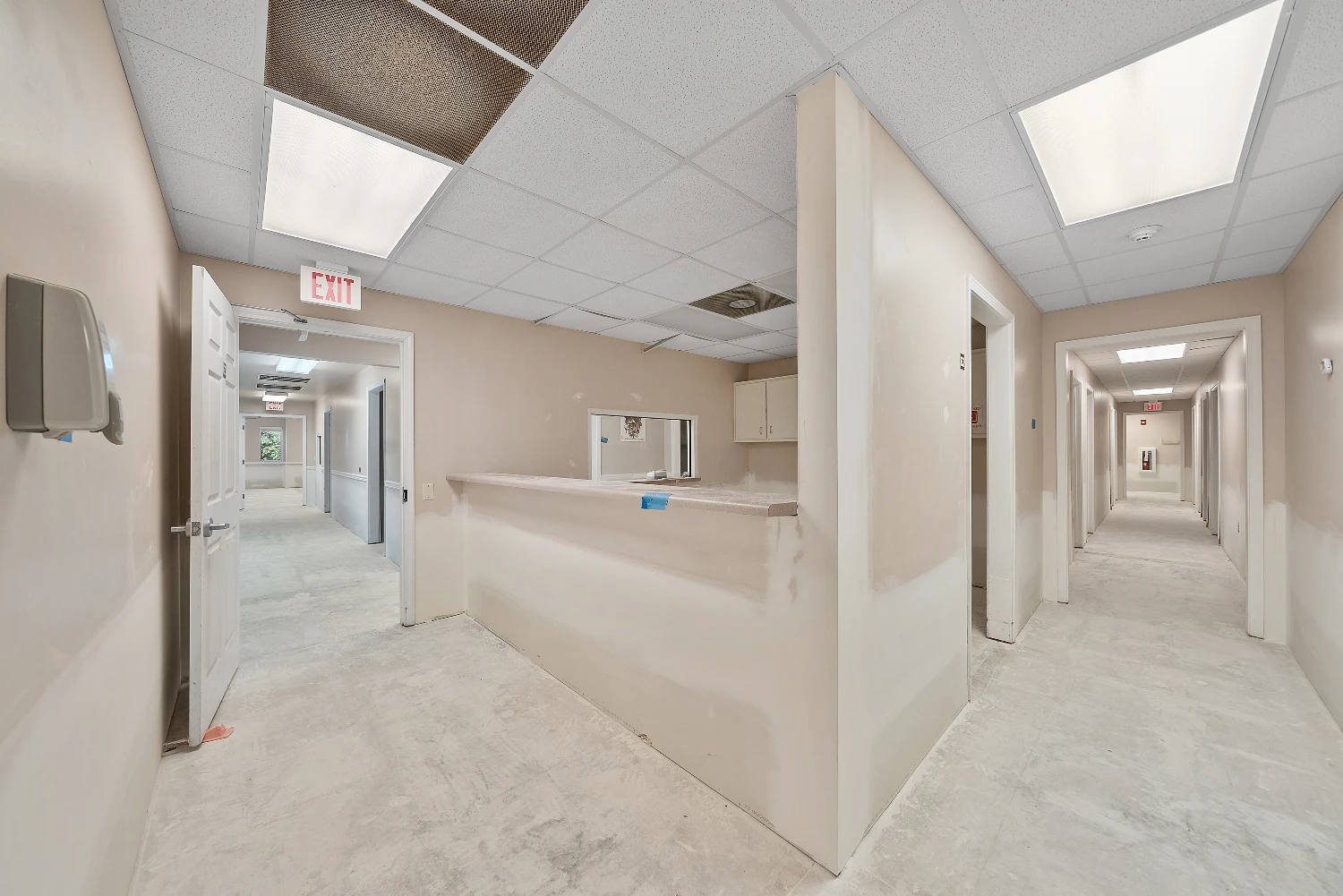 20,000 Former State of Florida Medical Services Office | Tyndall Parkway 
