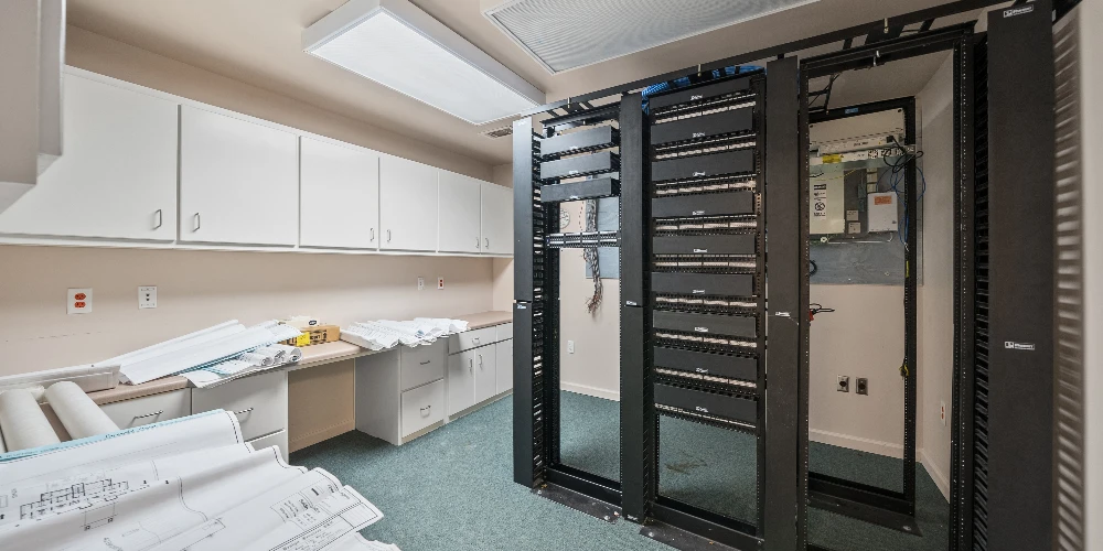 20,000 Former State of Florida Medical Services Office | Tyndall Parkway 