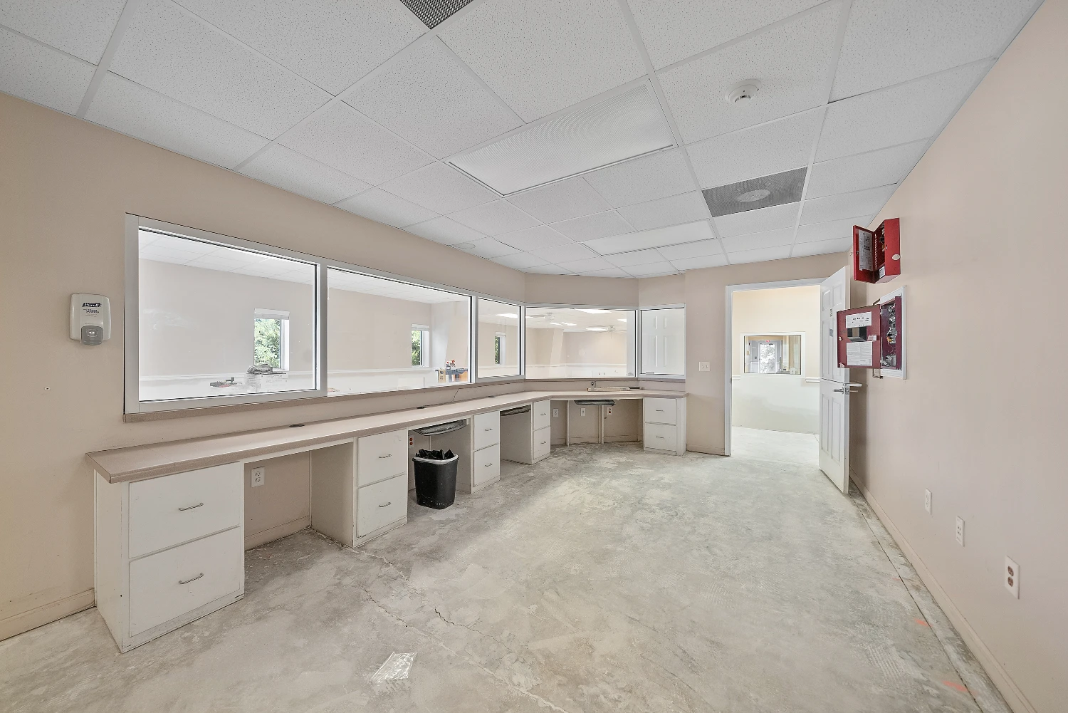 20,000 Former State of Florida Medical Services Office | Tyndall Parkway 