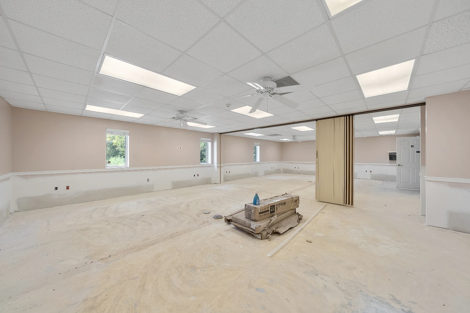 20,000 Former State of Florida Medical Services Office | Tyndall Parkway 