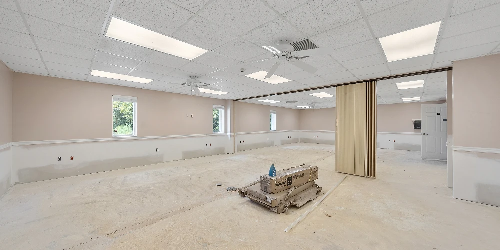 20,000 Former State of Florida Medical Services Office | Tyndall Parkway 