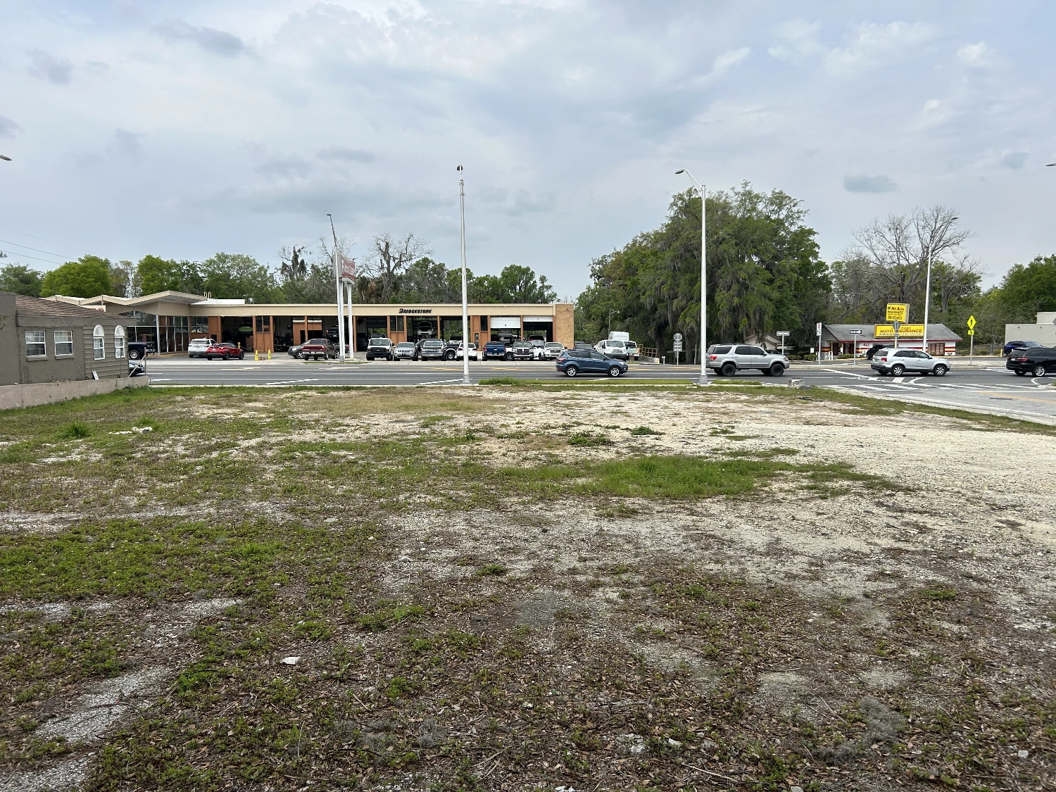 207 S. Pine Ave VACANT LAND SALE