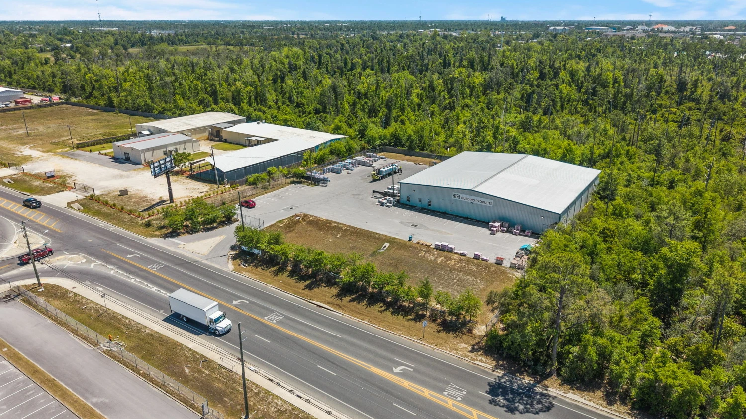 15,064 +/- SF Industrial Facility For Sale | 900 E Baldwin Road