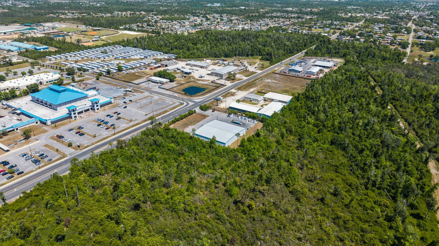 15,064 +/- SF Industrial Facility For Sale | 900 E Baldwin Road