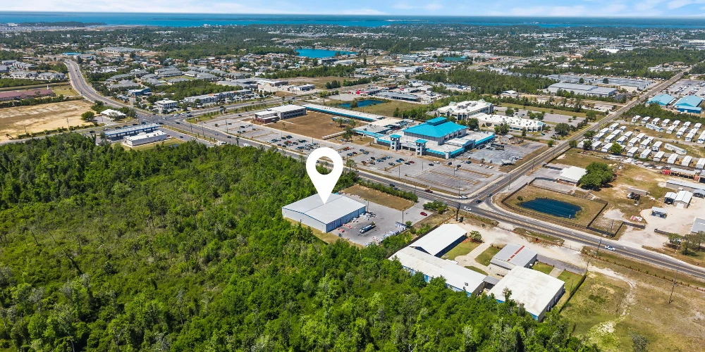 15,064 +/- SF Industrial Facility For Sale | 900 E Baldwin Road
