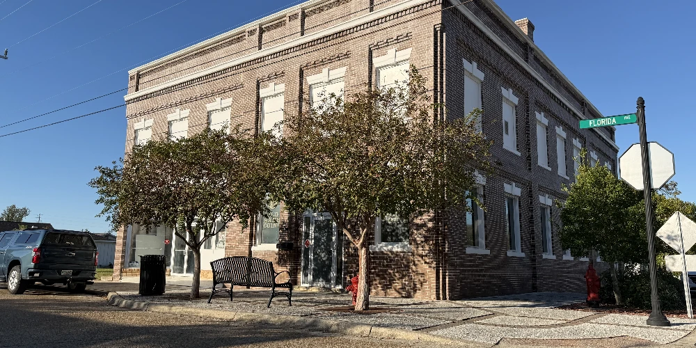 Historic Lynn Haven Bank Building | 7,360 SF Mixed-Use Redevelopment Opportunity in Downtown Core
