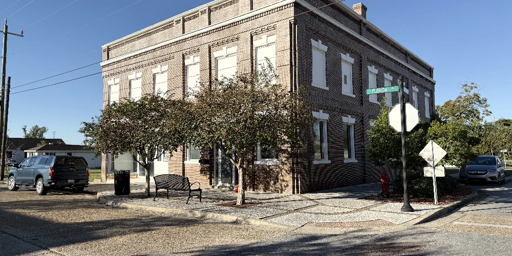 Historic Lynn Haven Bank Building | 7,360 SF Mixed-Use Redevelopment Opportunity in Downtown Core