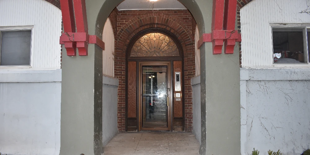 99 Oak St
