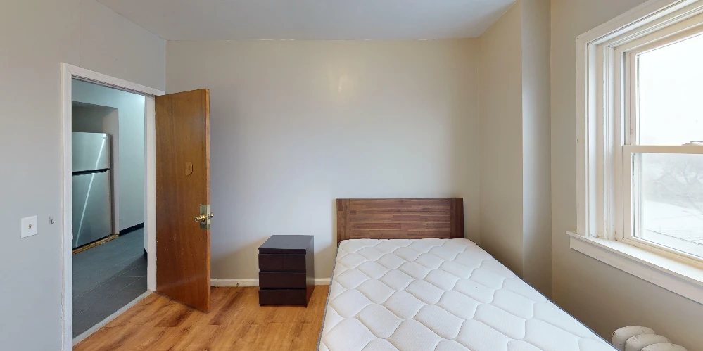99 Oak St
