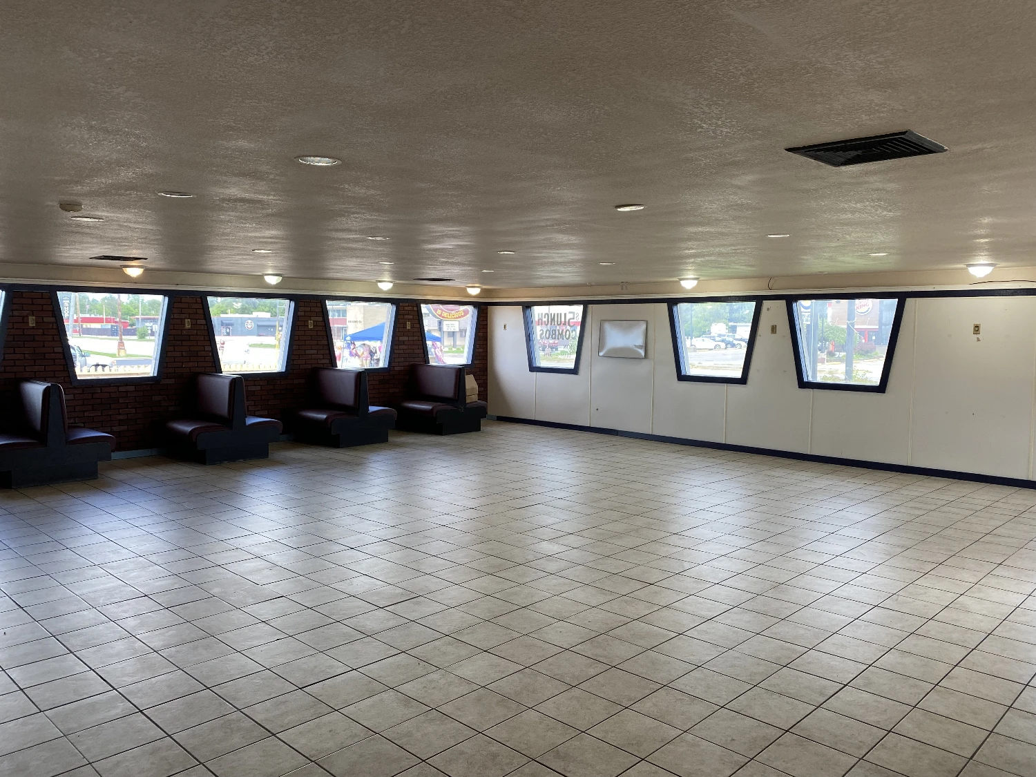 Flint - Freestanding Retail/Restaurant/Gas Station Redevelopment Opportunity