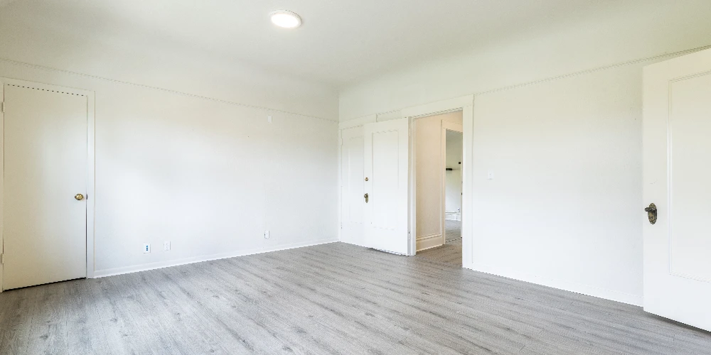 High-Visibility Corner Three-Story Victorian Office 