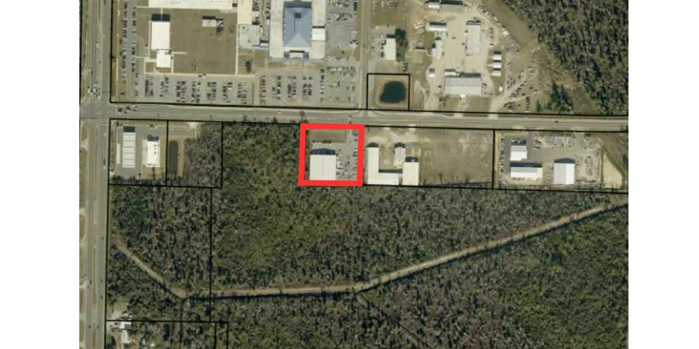15,064 +/- SF Industrial Facility For Sale | 900 E Baldwin Road
