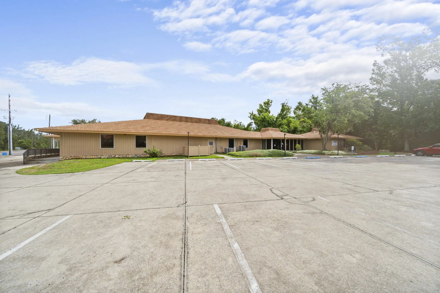 Medical Office & Ambulatory Surgery Center (ASC) –  Near HCA Gulf Coast Medical Center