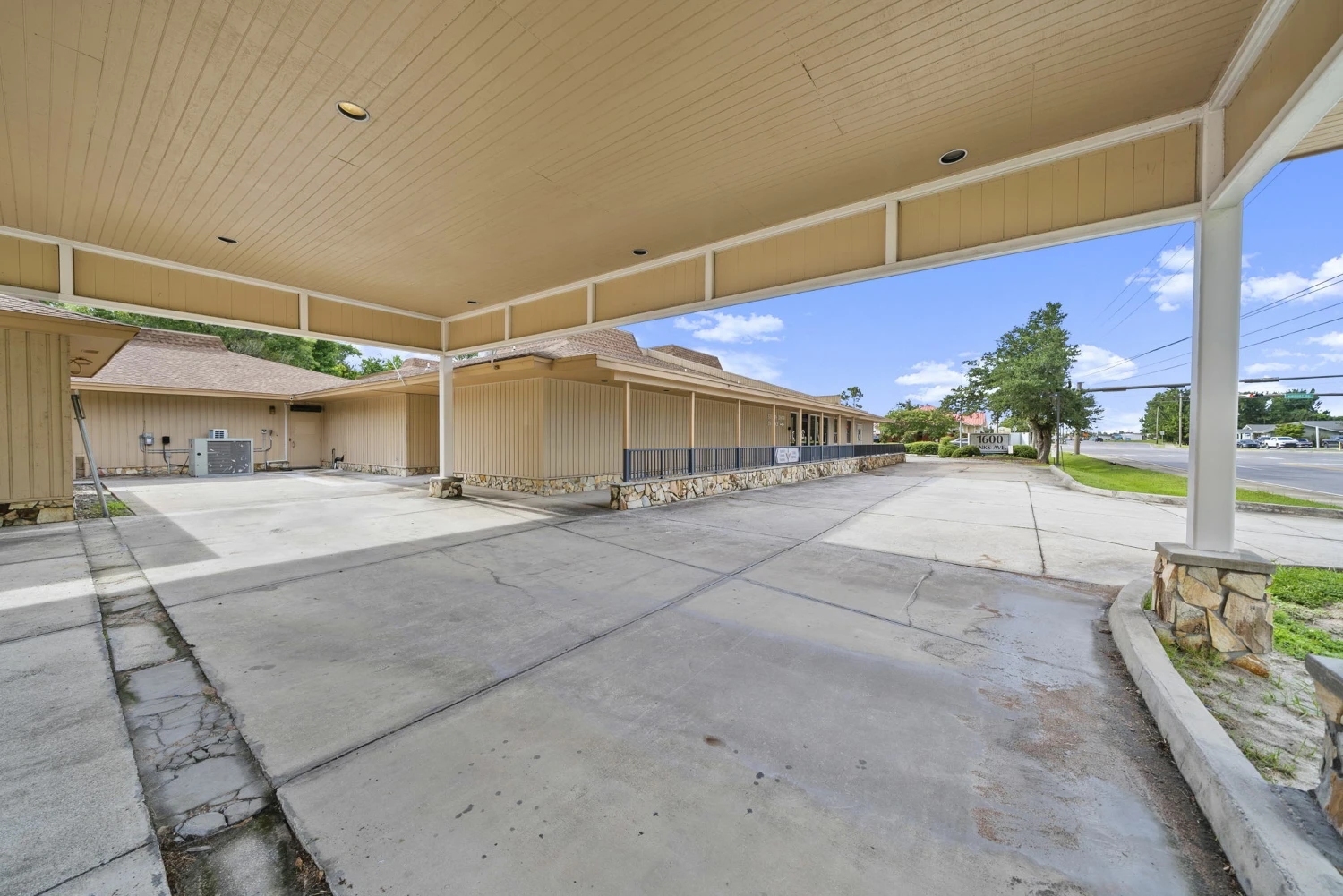 Medical Office & Ambulatory Surgery Center (ASC) –  Near HCA Gulf Coast Medical Center