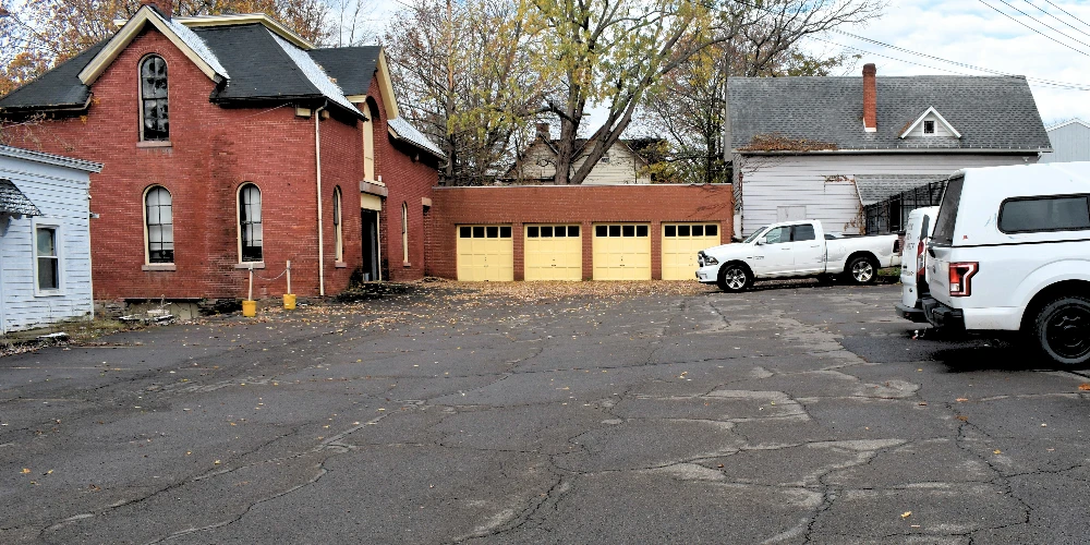 71 Main St