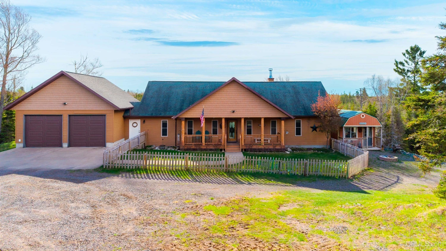 890 Acre Turn-Key Trophy Deer Ranch in Michigan’s Beautiful Upper Peninsula