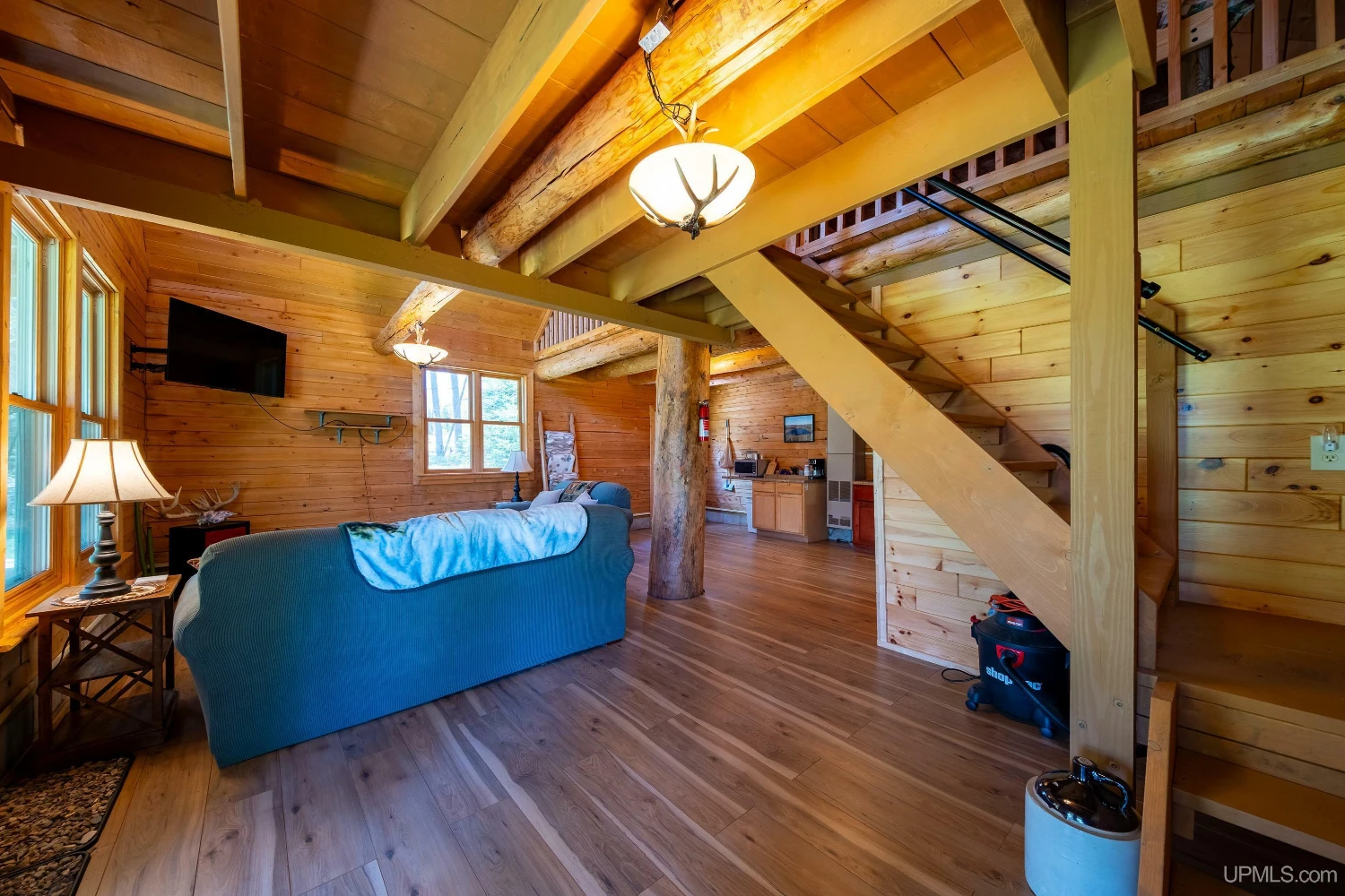 890 Acre Turn-Key Trophy Deer Ranch in Michigan’s Beautiful Upper Peninsula