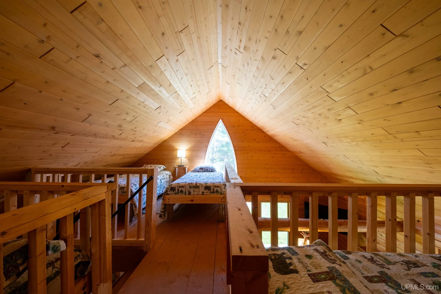 890 Acre Turn-Key Trophy Deer Ranch in Michigan’s Beautiful Upper Peninsula