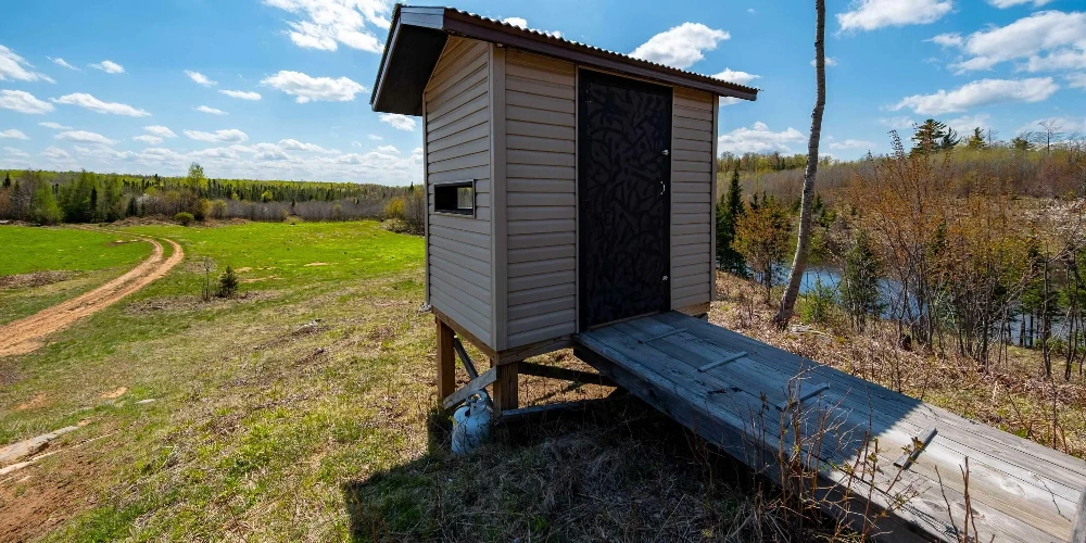 890 Acre Turn-Key Trophy Deer Ranch in Michigan’s Beautiful Upper Peninsula