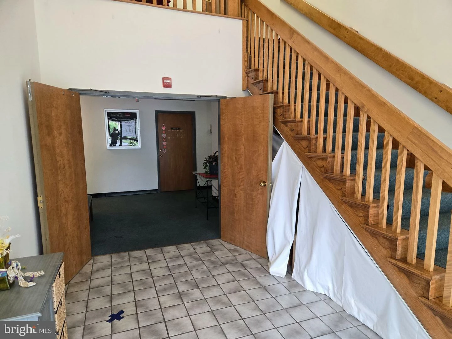 Well-Maintained Office Building in St. Charles Business Corridor