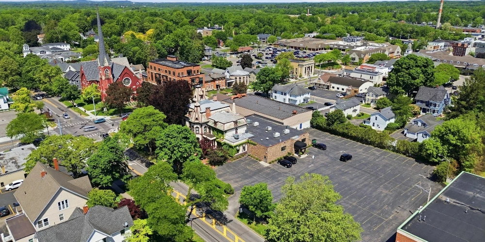 The DeLand House on Main