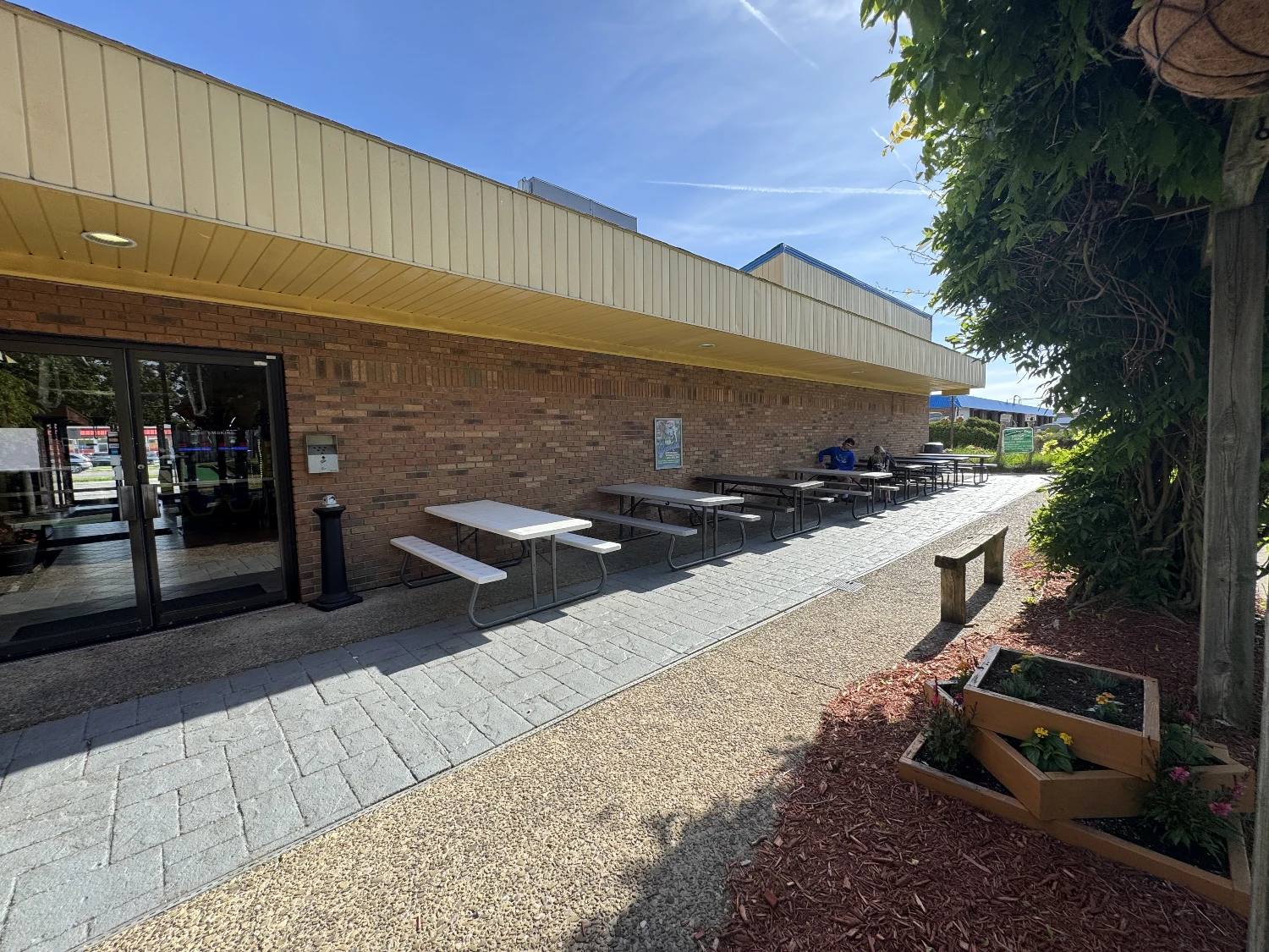 2400 Sheridan Dr - 1.87+/- Acres Vacant Commercial Redevelopment