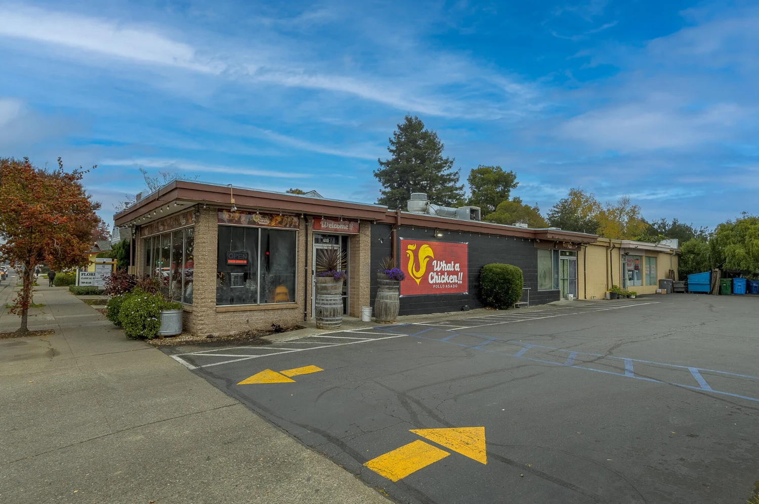 700 E Washington St, Petaluma, CA for sale