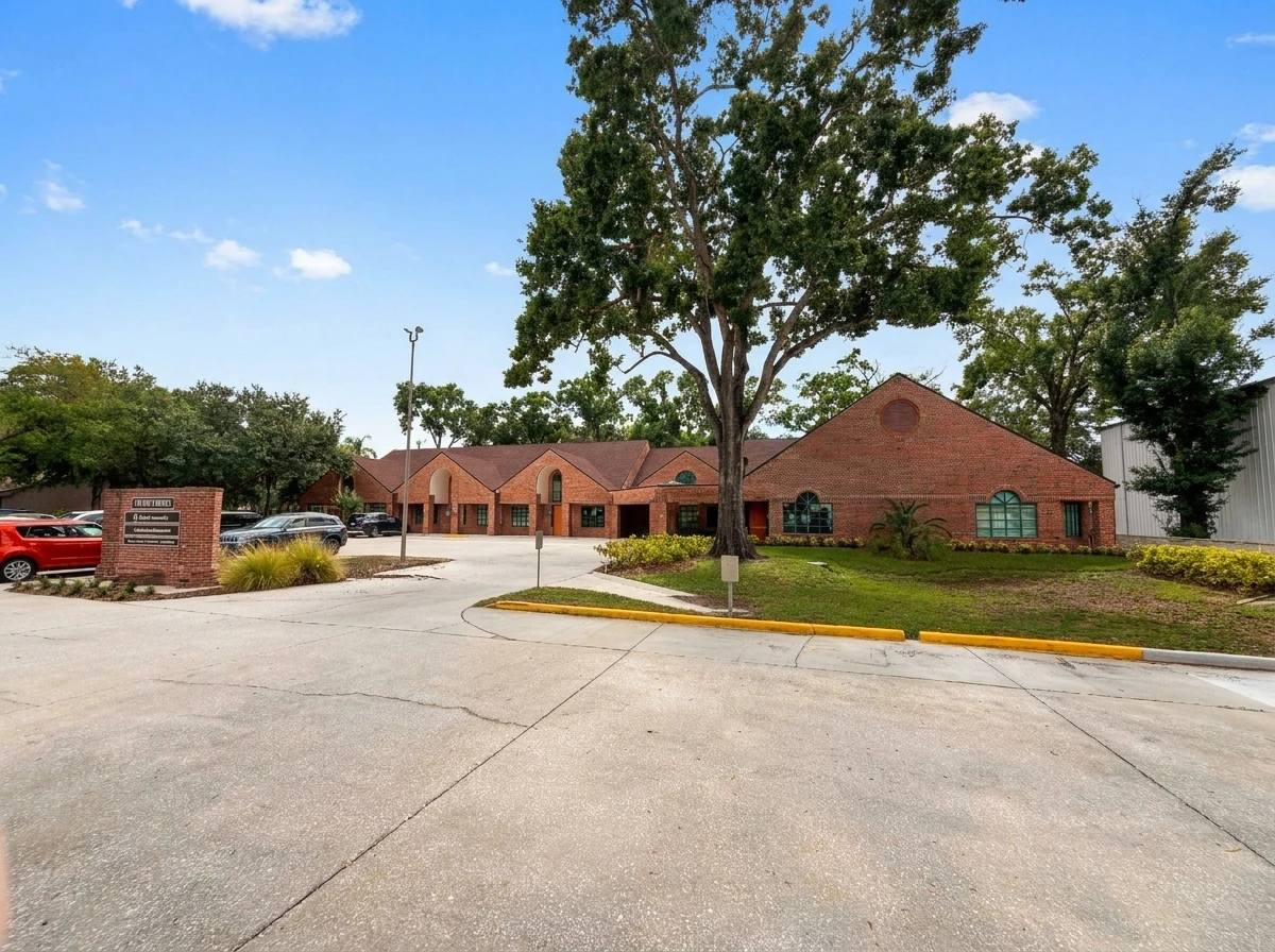 4200 N. Armenia Ave - Suite 1 & 2