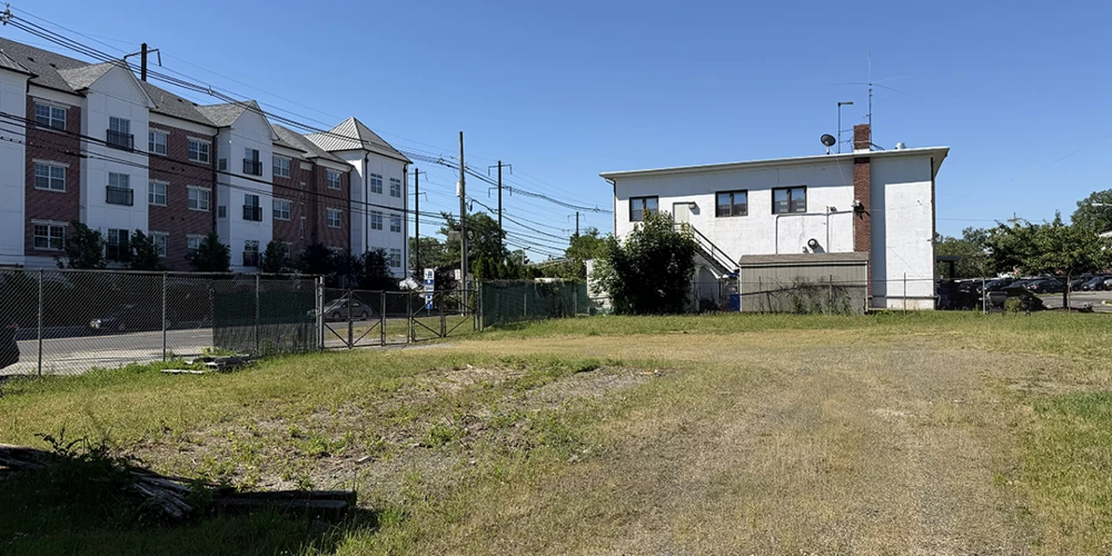 Lumber Yard & Commercial Building For Sale