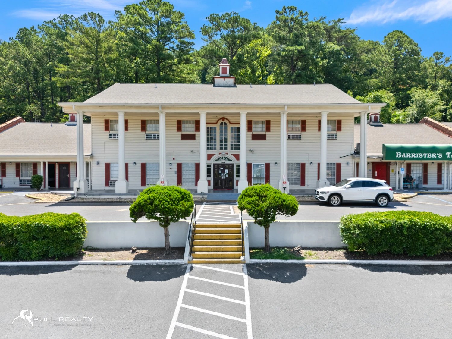Strong Value-Add Opportunity | 32-Unit EconoLodge by Choice Hotels 