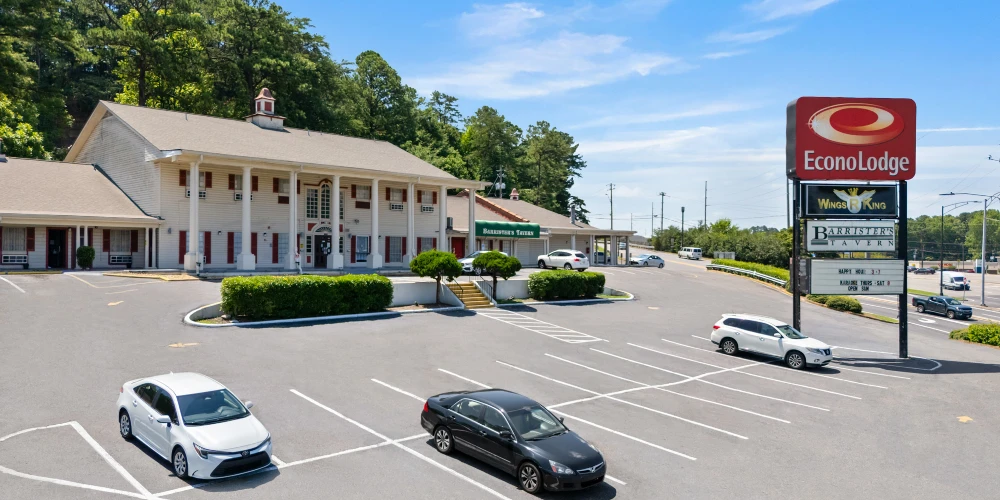 Strong Value-Add Opportunity | 32-Unit EconoLodge by Choice Hotels 