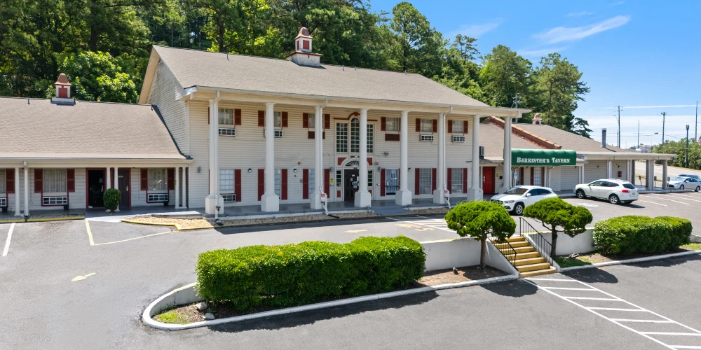 Strong Value-Add Opportunity | 32-Unit EconoLodge by Choice Hotels 