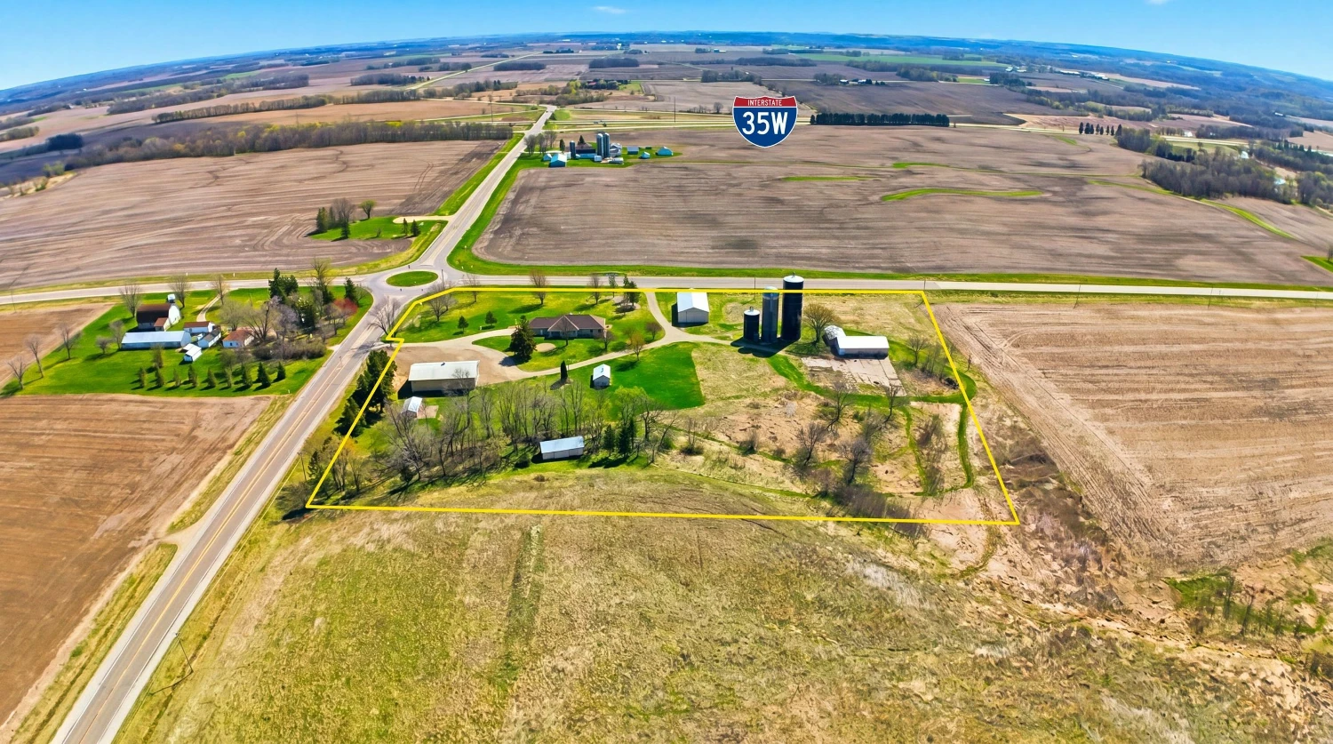 2068 Millersburg Blvd W, Dundas, MN for sale