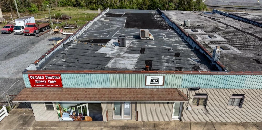 Exceptional Industrial/Flex Warehouse Opportunity