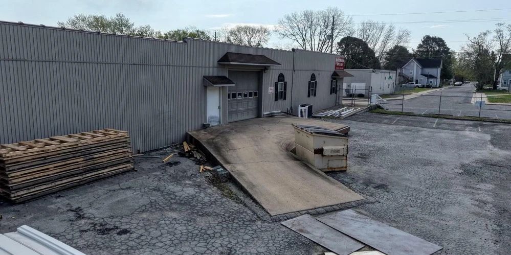 Exceptional Industrial/Flex Warehouse Opportunity