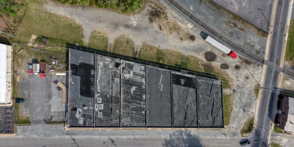 Exceptional Industrial/Flex Warehouse Opportunity