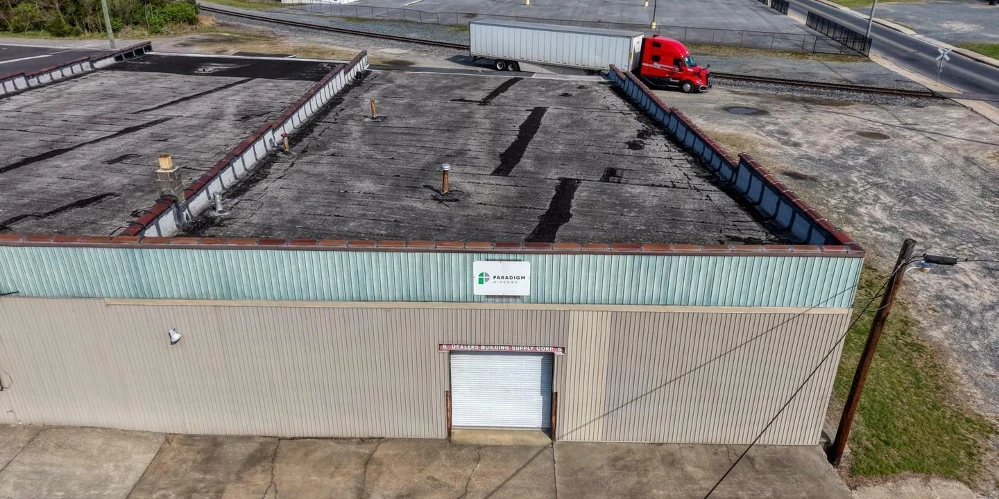 Exceptional Industrial/Flex Warehouse Opportunity