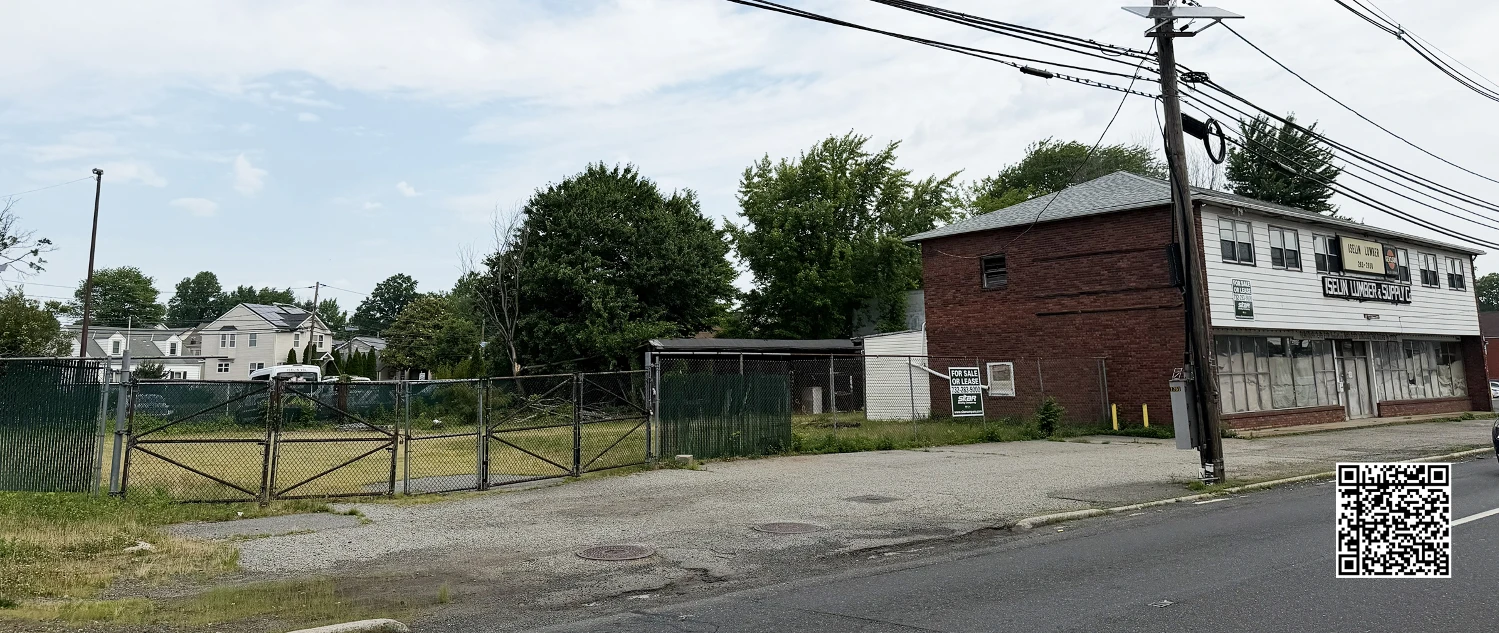 Lumber Yard & Commercial Building For Sale