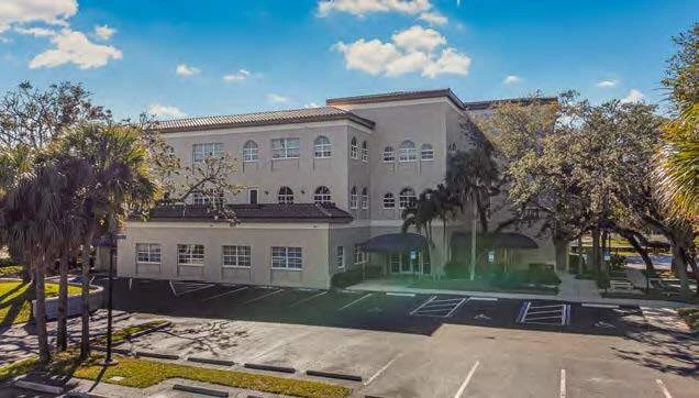 Prominent Beachside Office Space For Lease