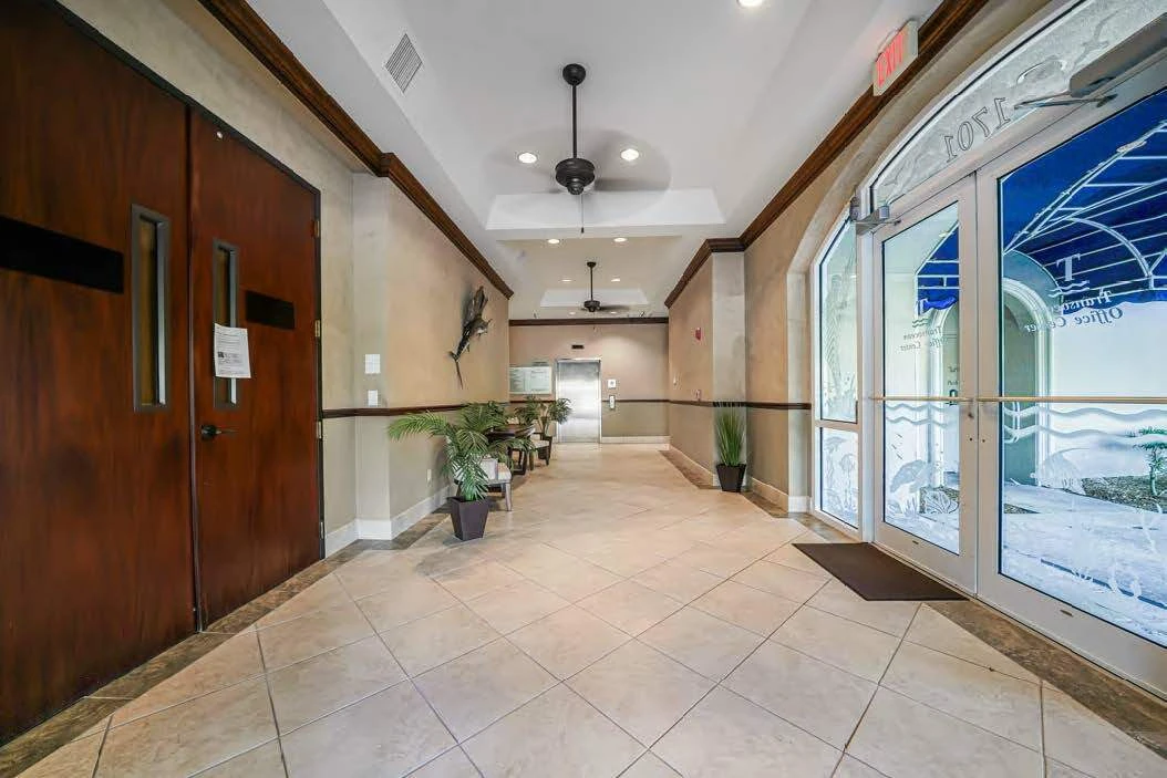 Prominent Beachside Office Space For Lease