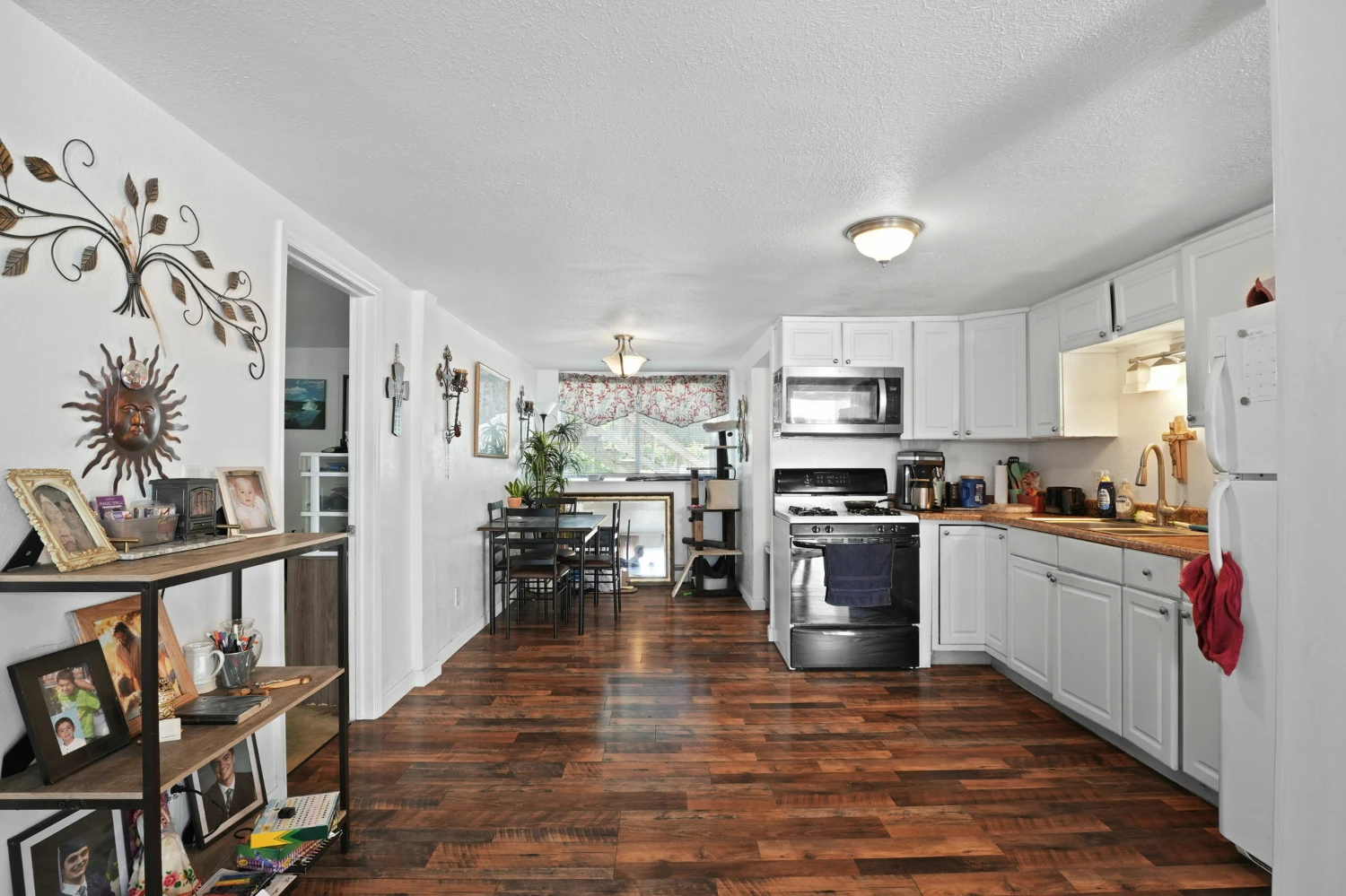 171 Front St, Vestal, NY for sale