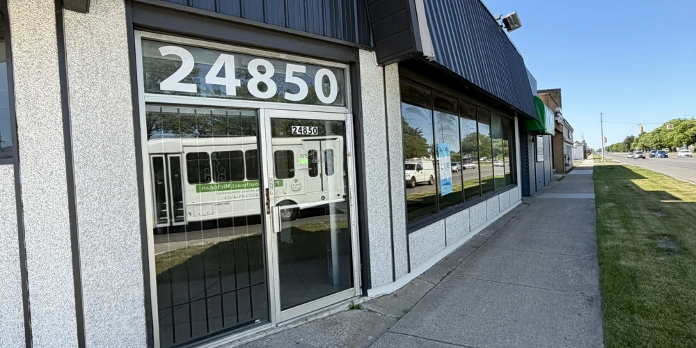 Eastpointe - Single-Tenant Retail/Office Building