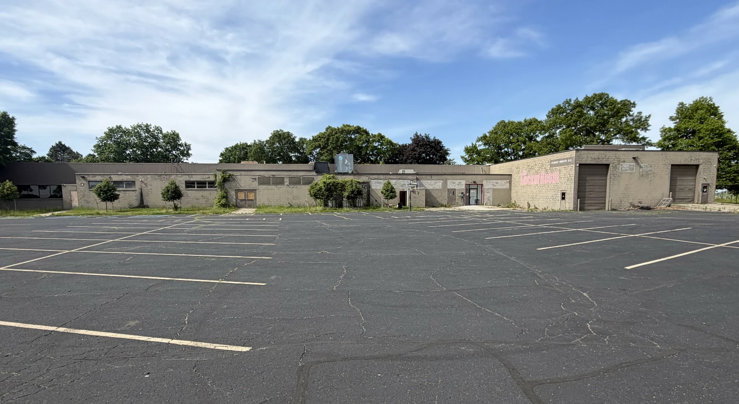 Walled Lake - Freestanding Industrial/Cannabis Warehouse