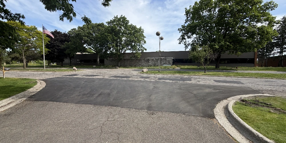 Walled Lake - Freestanding Industrial/Cannabis Warehouse
