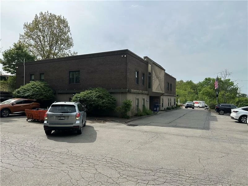 736 W Ingomar Rd, Ingomar, PA for sale