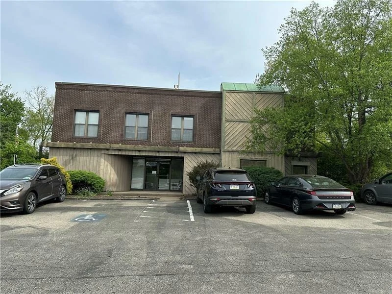736 W Ingomar Rd, Ingomar, PA for sale