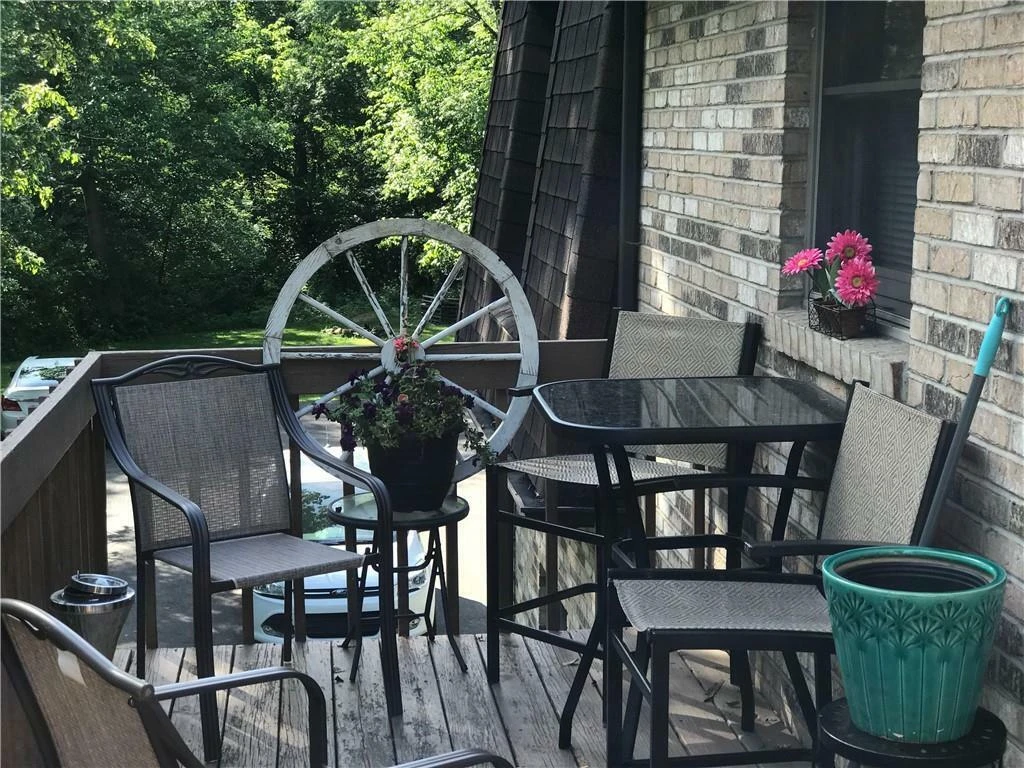 108 Oak Drive, Saxonburg, PA for sale
