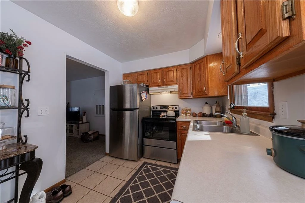 108 Oak Drive, Saxonburg, PA for sale